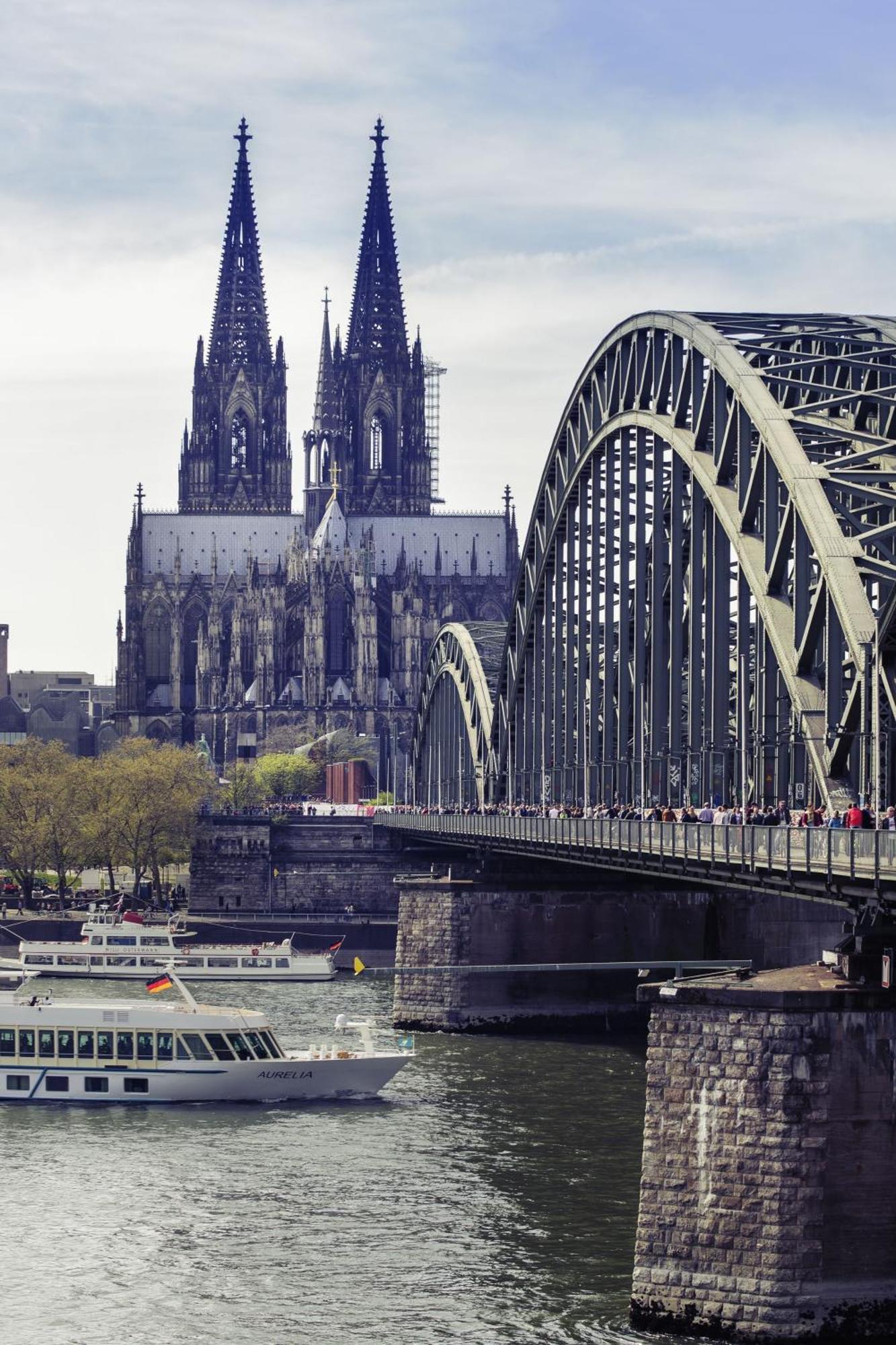 Ibis Hotel Koeln Am Dom Exterior photo